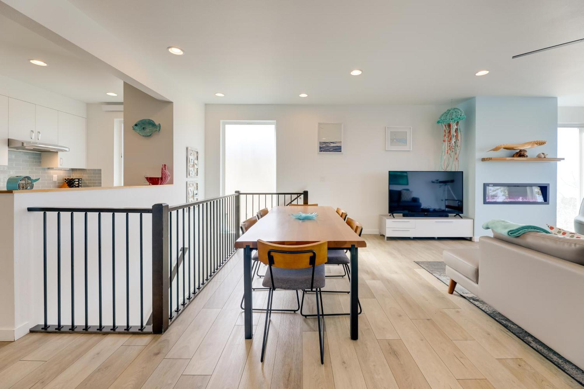 Scenic Depoe Bay Townhome With Deck Less Than 1 Mi To Parks! Luaran gambar